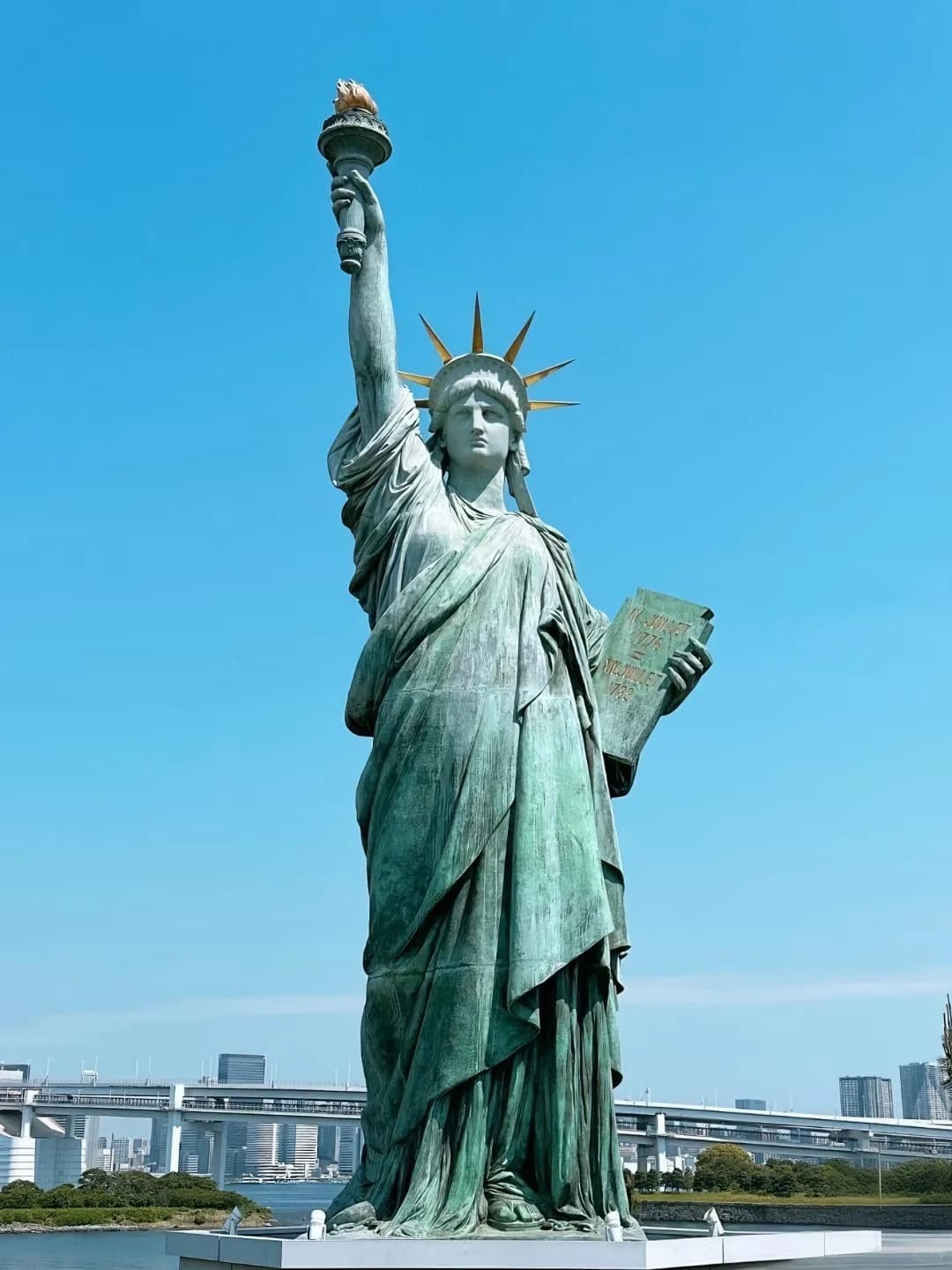 自由女神像